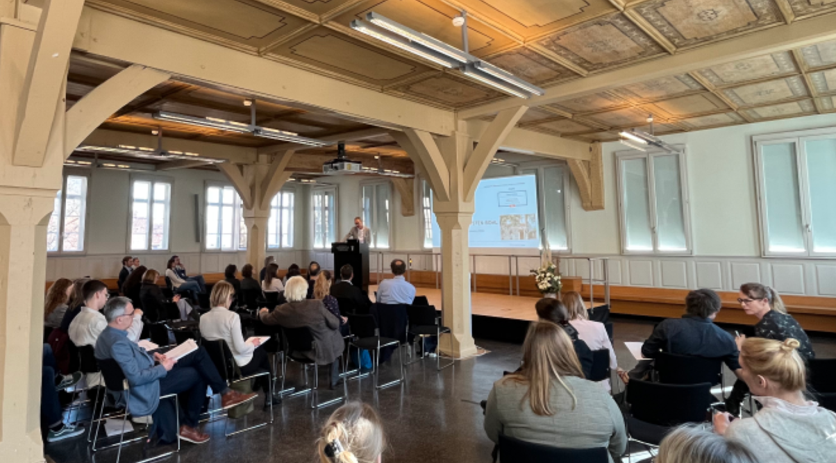 Entwicklung kompetenzorientierter Prüfungen für die ökonomische Bildung in Tübingen vorgestellt